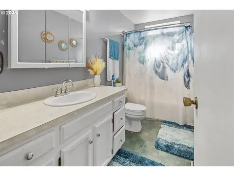325 Alder Avenue Gervais OR 97026