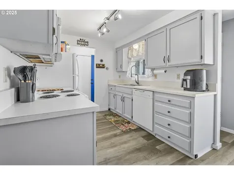 325 Alder Avenue Gervais OR 97026