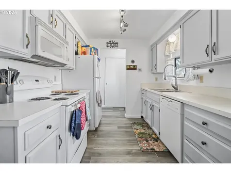 325 Alder Avenue Gervais OR 97026