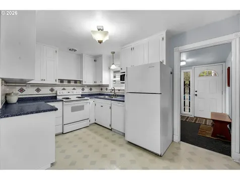 373 N Shepherd Road Washougal WA 98671