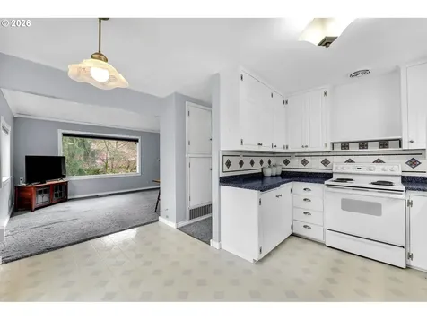 373 N Shepherd Road Washougal WA 98671