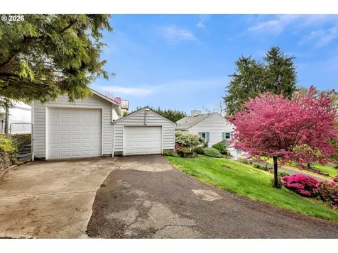 373 N Shepherd Road Washougal WA 98671