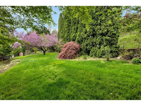 373 N Shepherd Road Washougal WA 98671