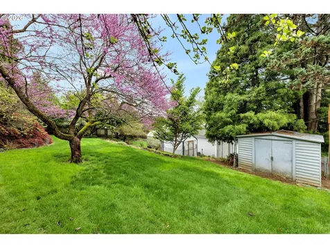 373 N Shepherd Road Washougal WA 98671