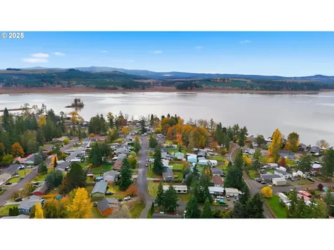 106 Wilford Road Silver Lake WA 98645