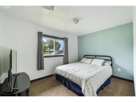 567 NW Cedar Court Warrenton OR 97146