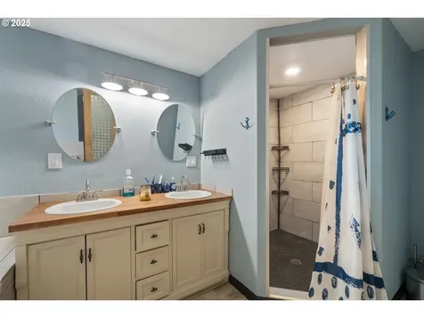 567 NW Cedar Court Warrenton OR 97146