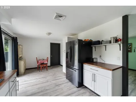 567 NW Cedar Court Warrenton OR 97146