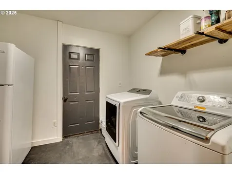 200 Roberson Road Woodland WA 98674
