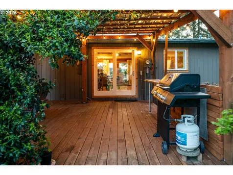200 Roberson Road Woodland WA 98674