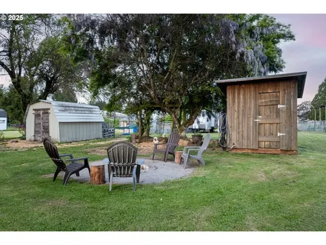 200 Roberson Road Woodland WA 98674