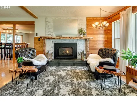 200 Roberson Road Woodland WA 98674