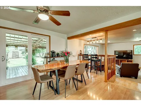 200 Roberson Road Woodland WA 98674