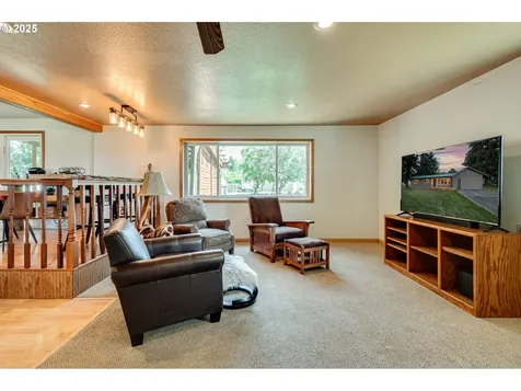 200 Roberson Road Woodland WA 98674