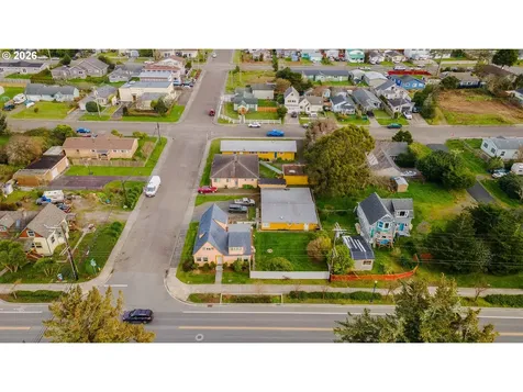 303 S Empire Boulevard Coos Bay OR 97420