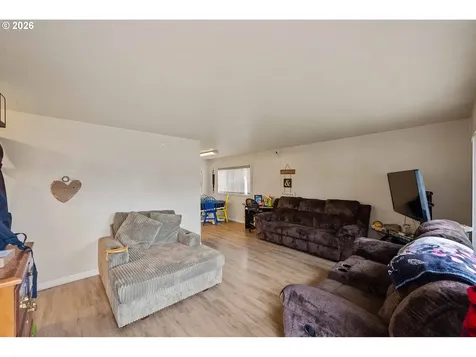 303 S Empire Boulevard Coos Bay OR 97420