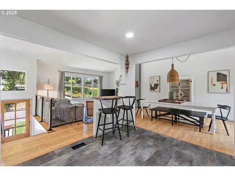 6818 Marquette Drive West Linn OR 97068