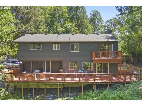 6818 Marquette Drive West Linn OR 97068