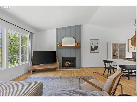 6818 Marquette Drive West Linn OR 97068