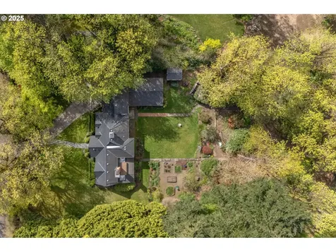5046 SW Hilltop Lane Portland OR 97221