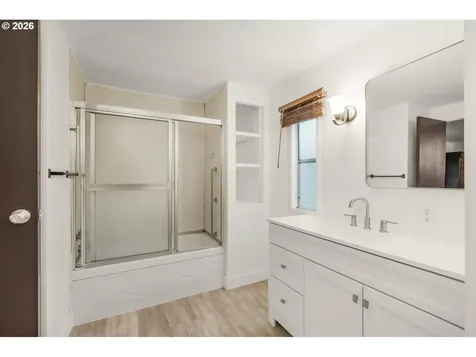620 SE 2nd Avenue Canby OR 97013