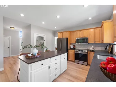9816 NE 322nd Street La Center WA 98629