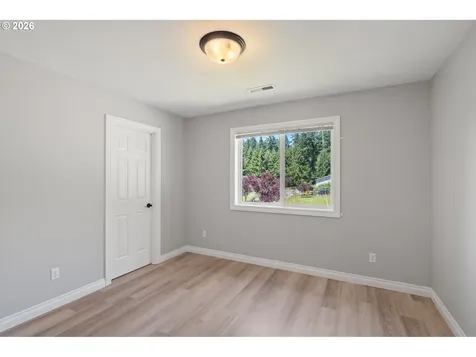 9816 NE 322nd Street La Center WA 98629