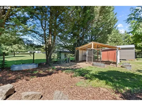 9816 NE 322nd Street La Center WA 98629