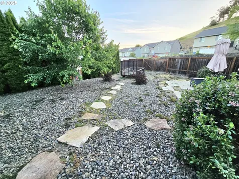 224 Summerwood Street Roseburg OR 97471