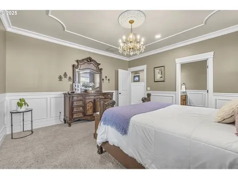 1700 NE Laurel Avenue Woodburn OR 97071