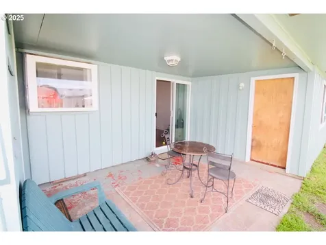 340 38th Street Springfield OR 97478