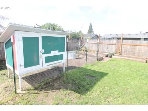 340 38th Street Springfield OR 97478