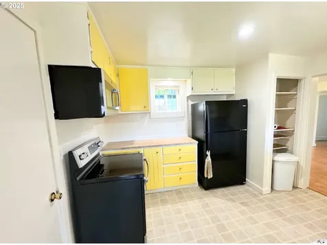 340 38th Street Springfield OR 97478