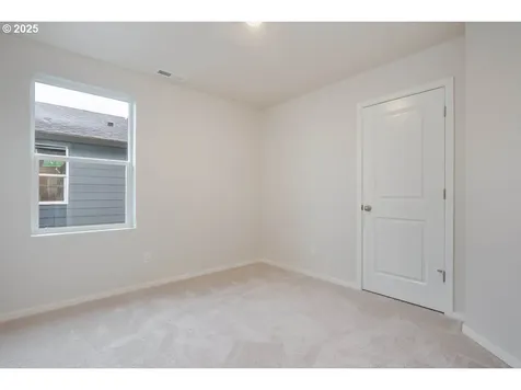362 Reno Street NE Salem OR 97301