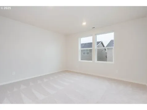 362 Reno Street NE Salem OR 97301