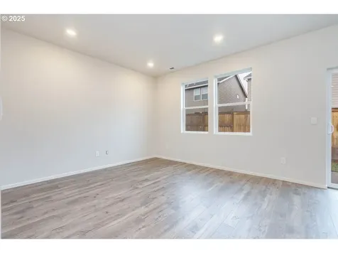 362 Reno Street NE Salem OR 97301