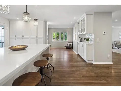 5225 Firwood Road Lake Oswego OR 97035