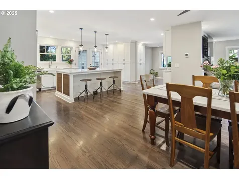 5225 Firwood Road Lake Oswego OR 97035