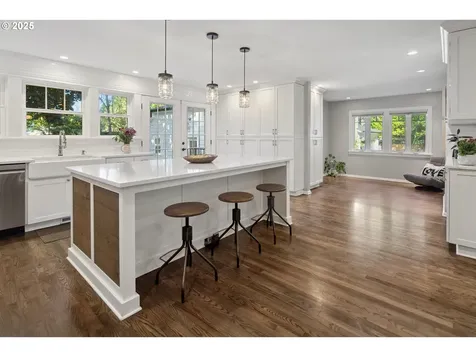 5225 Firwood Road Lake Oswego OR 97035