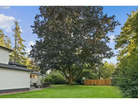 5225 Firwood Road Lake Oswego OR 97035