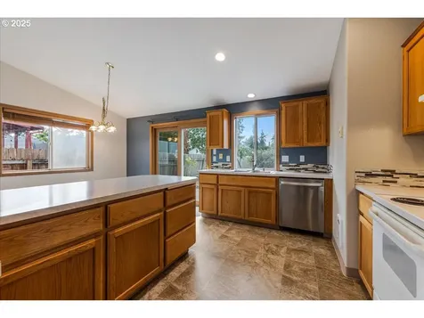 12919 NE 52nd Street Vancouver WA 98682