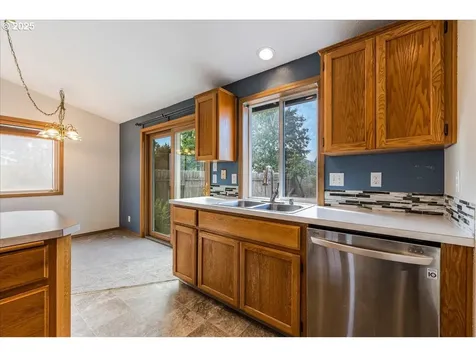 12919 NE 52nd Street Vancouver WA 98682