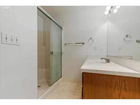 12919 NE 52nd Street Vancouver WA 98682