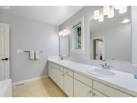 10247 NW Village Heights Drive Portland OR 97229