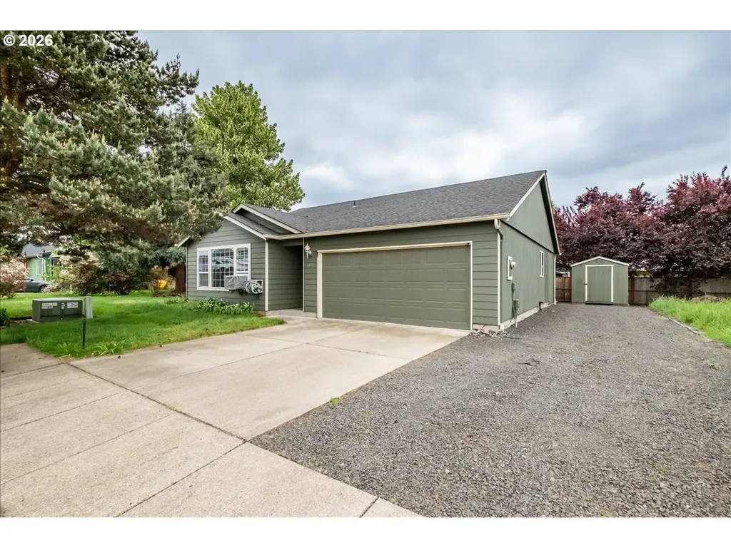 4455 Live Oak Street Sweet Home OR 97386