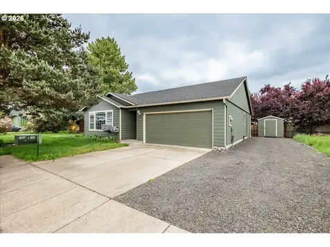 4455 Live Oak Street Sweet Home OR 97386