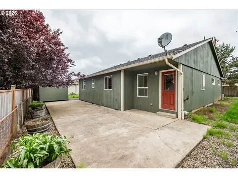 4455 Live Oak Street Sweet Home OR 97386