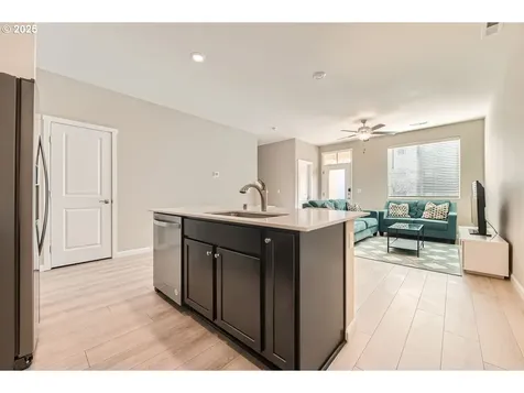 15526 NE 70th Street Vancouver WA 98682