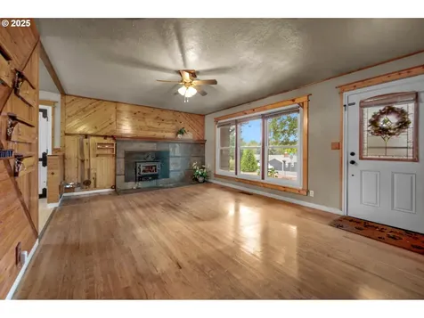 760 SE Williams Road Gresham OR 97080