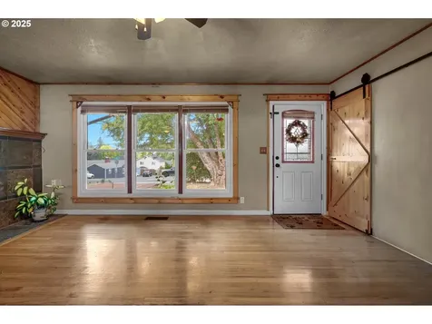 760 SE Williams Road Gresham OR 97080